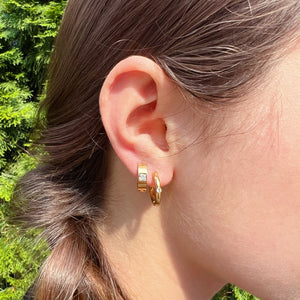 Touch of Gold : Medium Circular Earrings